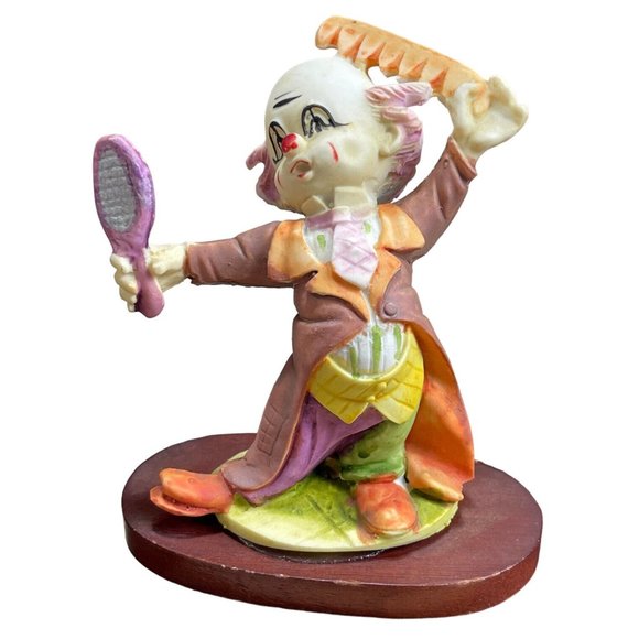 Vintage Satis -5 Clowns Sports Beauty Porcelain Figurines  4 1/4 in. Lot of 3 - Picture 7 of 11